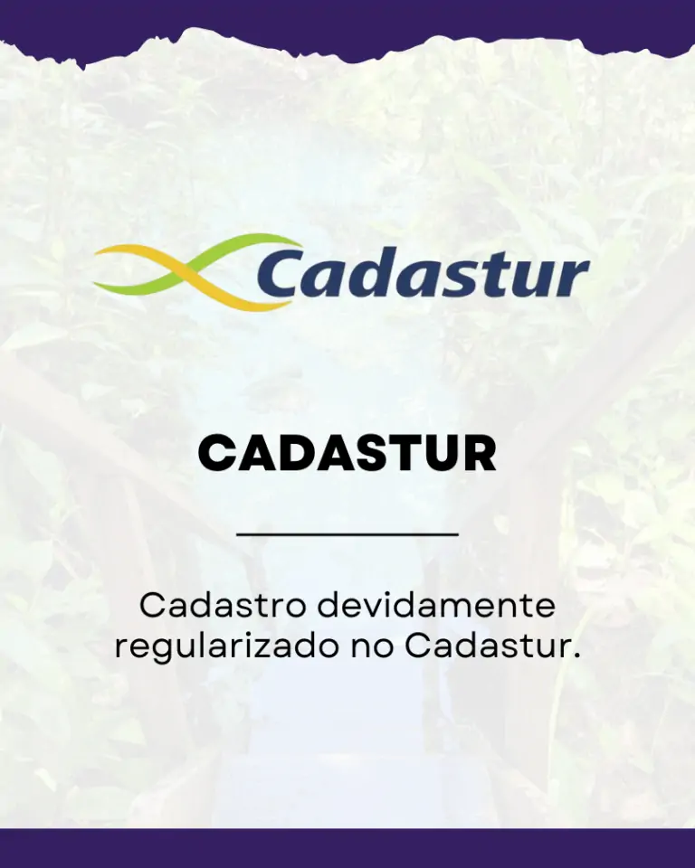 Foto do deslumbrante cenário natural do Jalapão, com montanhas, cachoeiras e vegetação exuberante. Destaque para o pacote de viagens da Jalapão Titans Ecoturismo, oferecendo uma aventura única e imersiva na natureza intocada. Ideal para quem busca experiências autênticas de ecoturismo.